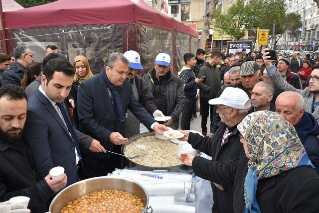 Yunusemre'den Afrin'deki Mehmetçik'e destek