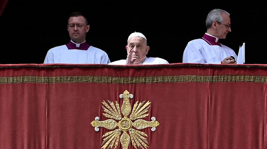 Papa Francis 88 yaşında hayatını kaybetti