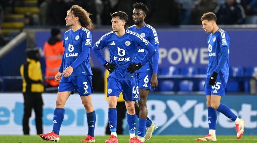 Liverpool deplasmanda kazandı, Leicester City küme düştü