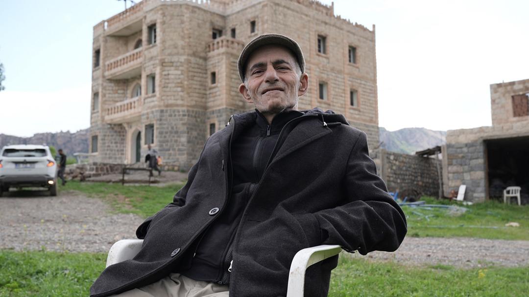 1990'lı yıllarda terk etmişlerdi! Keldaniler Paris'ten geri d&ouml;n&uuml;yor... Cudi'de yeni bir yaşam: "Yaşam standartı y&uuml;ksek bir k&ouml;y"