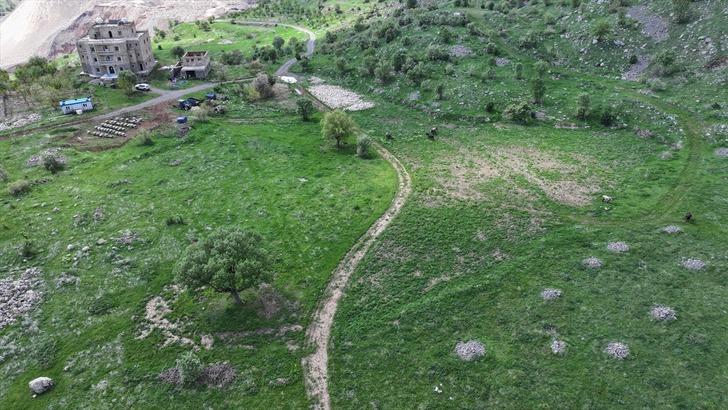 1990'lı yıllarda terk etmişlerdi! Keldaniler Paris'ten geri dönüyor... Cudi'de yeni bir yaşam: "Yaşam standartı yüksek bir köy" G3