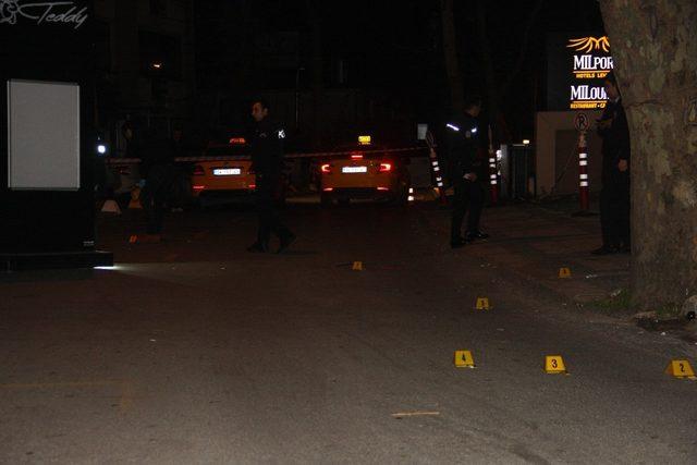 Şişli’de gece kulübü önünde silahlı kavga: 1 yaralı