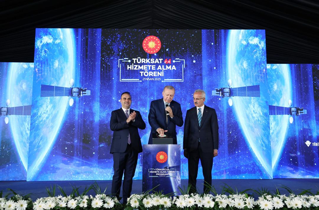 AA-20250421-37701052-37701036-CUMHURBASKANI_RECEP_TAYYIP_ERDOGAN