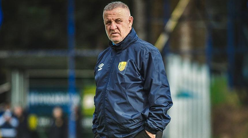 Mesut Bakkal ile yollar ayrıldı! Yeni hoca açıklandı