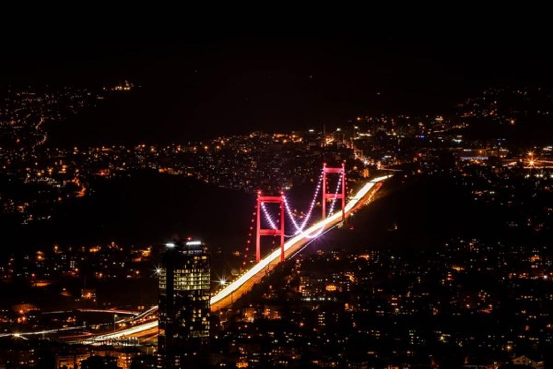 İstanbul`un en y&uuml;ksek binasından manzara...