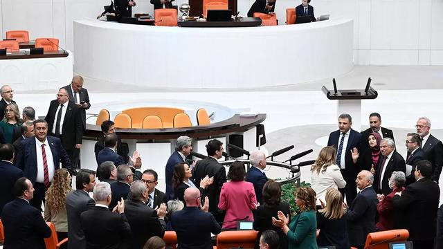 MHP'li isimden dikkat çeken açıklama! Milletimizin vicdanında derin bir rahatsızlık uyandırmıştır