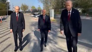 MHP'den dikkat çeken paylaşım! Daha yolun yarısı var