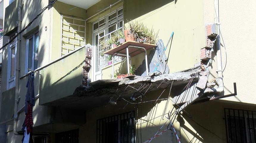 Pendik’te dairenin balkonu çöktü! "Deprem olduğunu söylediler"