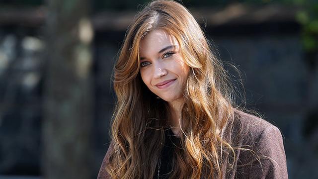 Afra Saraçoğlu saç rengini değiştirdi, sosyal medyanın diline düştü