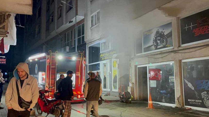 Çorlu'da tamircide korkutan yangın