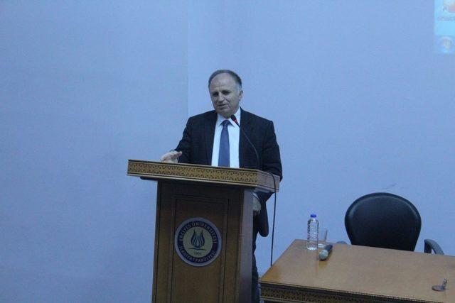 ERÜ İlahiyatta emeklilik töreni Prof. Dr. Veli Kayhan emekli oldu