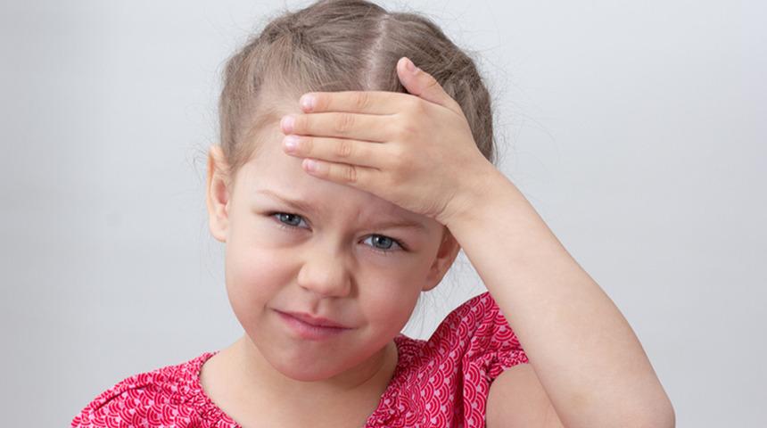 Saatler içinde gelen ölüm tehlikesi! Menenjit tehlikesinden çocuklarınızı nasıl koruyabilirsiniz? Uzmanlar uyardı: "Hızlı ilerler, hayati risk taşır"