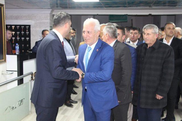 Başkan Konak için veda yemeği