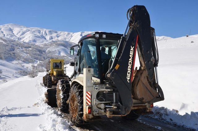 Muş’ta 25 köy yolu yeniden ulaşıma açıldı