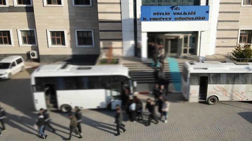 Ehliyet sınavında 'joker' operasyonu: 27 organizatör tutuklandı