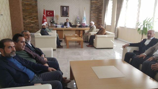 Başkan Gülenç’e taziye ziyaretleri