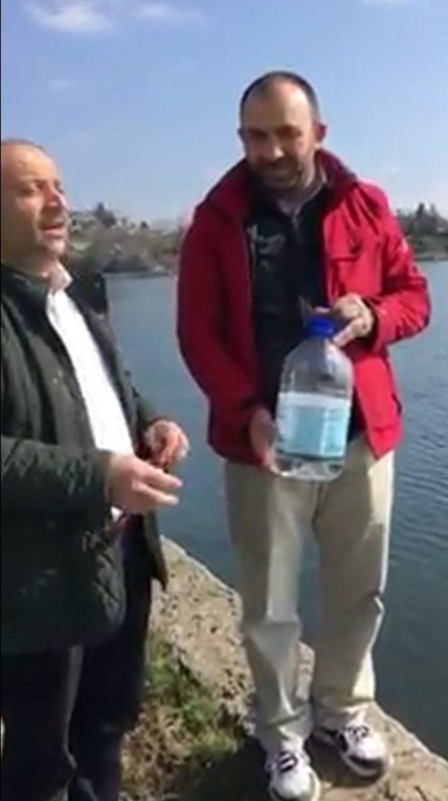 Umreden d&ouml;nd&uuml;, herkesin yararlanması i&ccedil;in Sapanca G&ouml;l&uuml; ne zemzem d&ouml;kt&uuml; 2