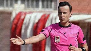 Konyaspor - Galatasaray maçının hakemi son dakikada rahatsızlandı!