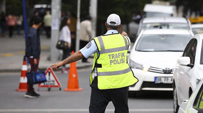 Sürücüler dikkat! Ankara Emniyet Müdürlüğü duyurdu: 23 Nisan'da Başkent'te bazı yollar trafiğe kapatılacak