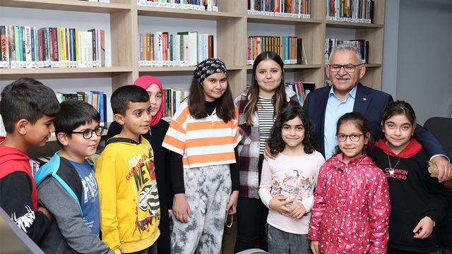 Büyükşehir kütüphanelerinde ilk 4 ayda ziyaretçi sayısı yarım milyonu geçti