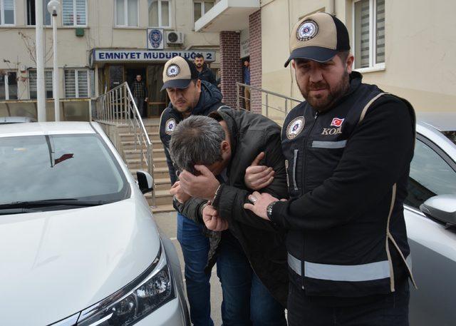 Bursa'da lise mezunu sahte profesöre gözaltı