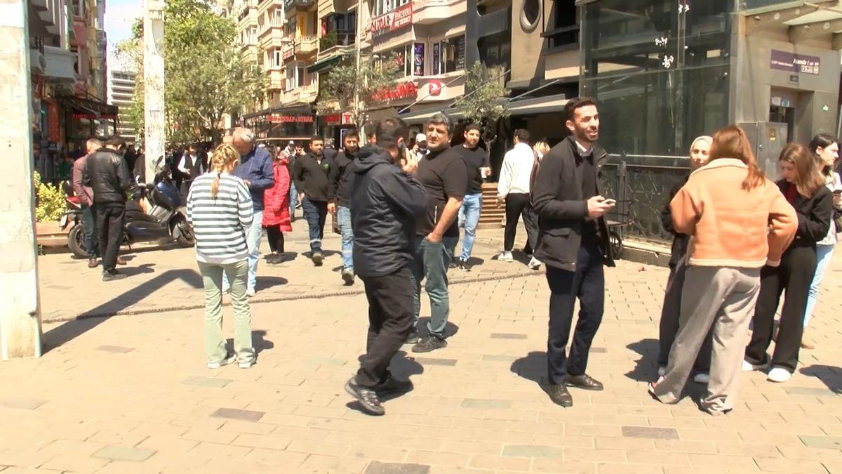 Taksim&rsquo;de depremi hissedenler Gezi Parkı&rsquo;na akın etti