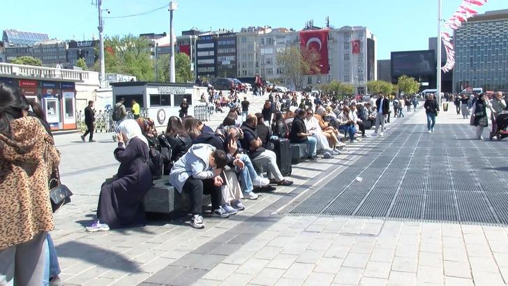 Taksim’de depremi hissedenler Gezi Parkı’na akın etti G4