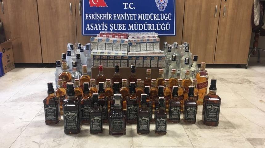 Eskişehir&rsquo;de 50 bin liralık i&ccedil;ki ve sigara &ccedil;alan 5 hırsızdan 3&rsquo;&uuml; yakalandı