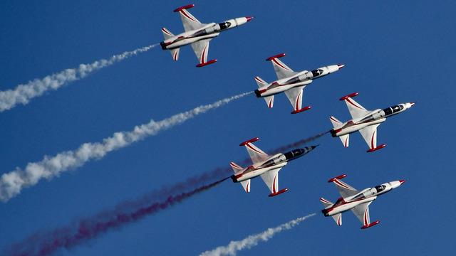 Antalya'da Türk yıldızları nefes kesti