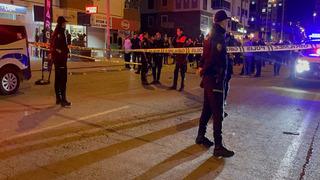 Borç meselesi yüzünden 2 kişiyi yaraladı, polis ayağından vurarak etkisiz hale getirdi