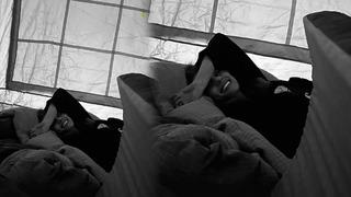 Özcan Deniz ve Samar Dadgar depremden sonra evinin bahçesine çadır kurdu!