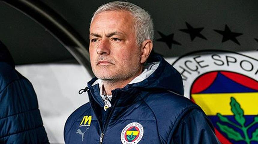 Jose Mourinho için şampiyon hocayı yolluyorlar! İngiliz ekibi her an resmi teklifi yapabilir