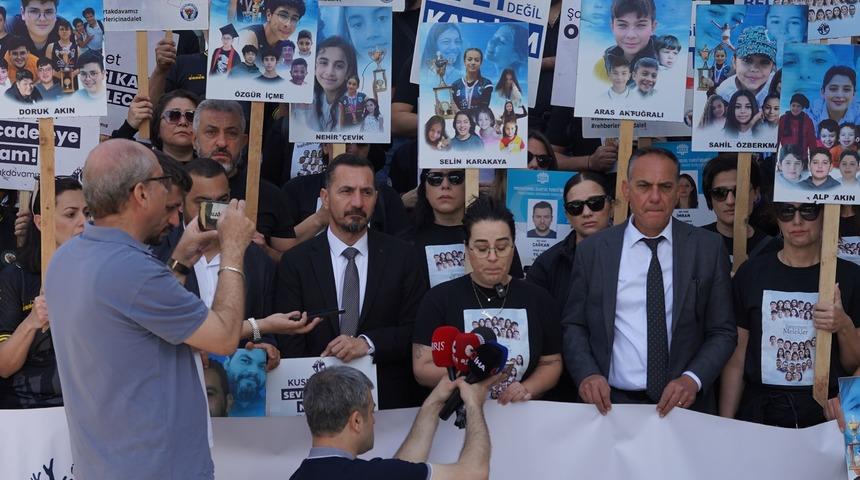 Depremde 72 kişi hayatını kaybetmişti! Grand İsias Hotel'e ilişkin 6 kamu görevlisi hakim karşısında