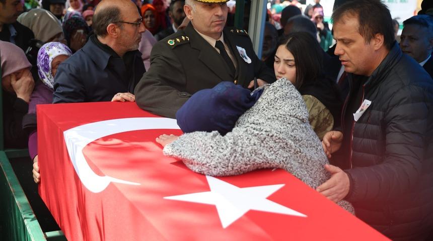 Şehit Piyade Uzman Onbaşı Day, memleketi Trabzon'da son yolculuğuna uğurlandı