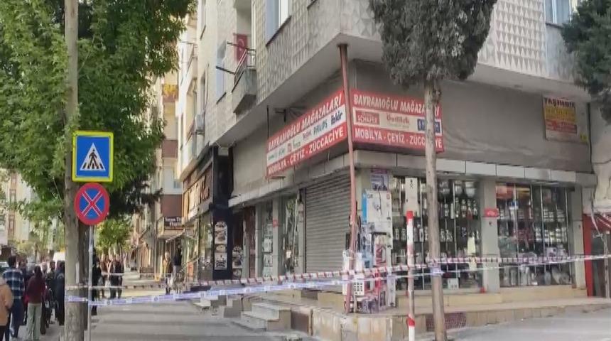 6.2'lik depremde hasar nedeniyle tahliye edilmişti... O binaya kolon yerine bakın ne yapmışlar!