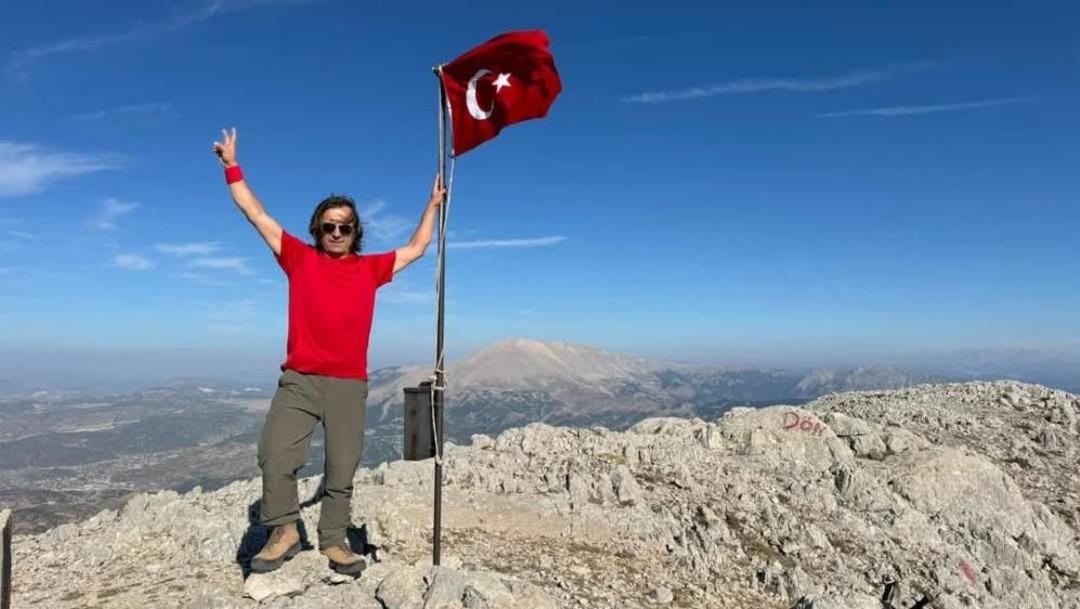 Rusya da Elbrus Dağı nda hipotermiden ölen 2 Türk ten birisi ünlü doktor çıktı 4