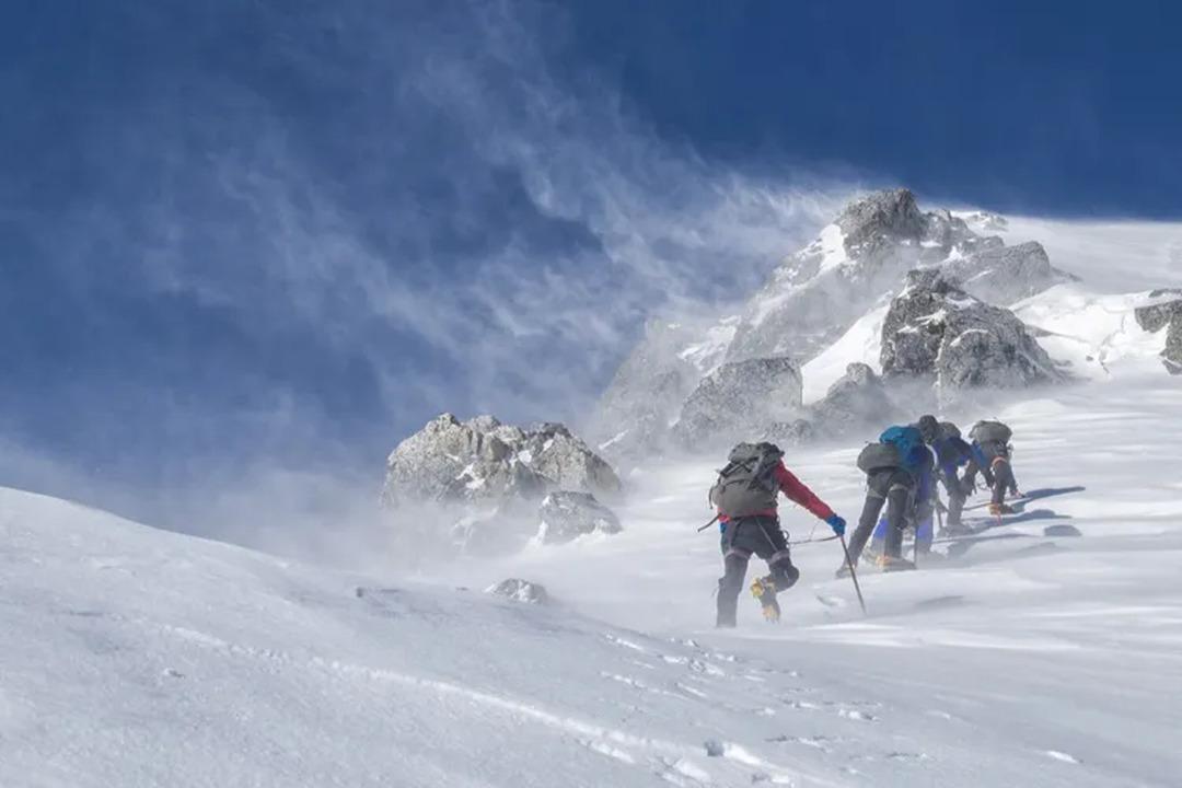 Rusya da Elbrus Dağı nda hipotermiden ölen 2 Türk ten birisi ünlü doktor çıktı 2