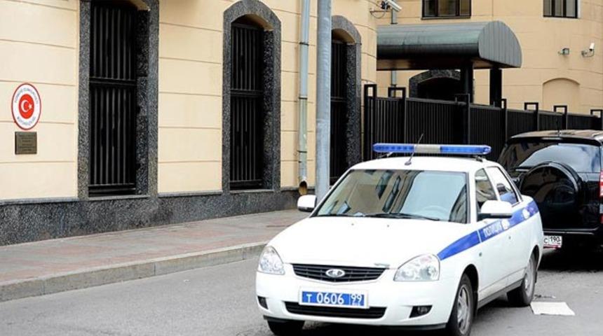 T&uuml;rkiye'nin Moskova B&uuml;y&uuml;kel&ccedil;iliği'ne 'beyaz toz' bulunan zarf g&ouml;nderildi