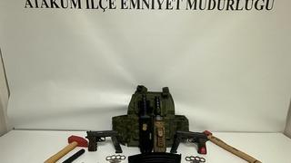 Samsun'da düzenlenen operasyonda çelik yelek, silah ve mühimmat ele geçirildi
