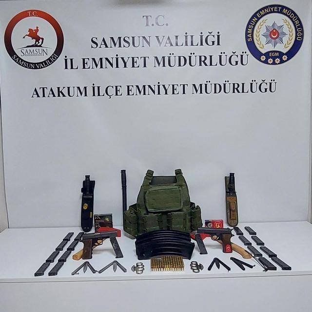 Samsun'da düzenlenen operasyonda çelik yelek, silah ve mühimmat ele geçirildi