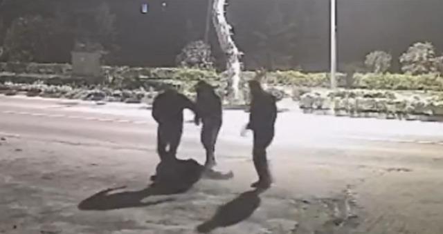 Husumetli oldukları genci darbederek bıçaklayan 4 şüpheli serbest bırakıldı