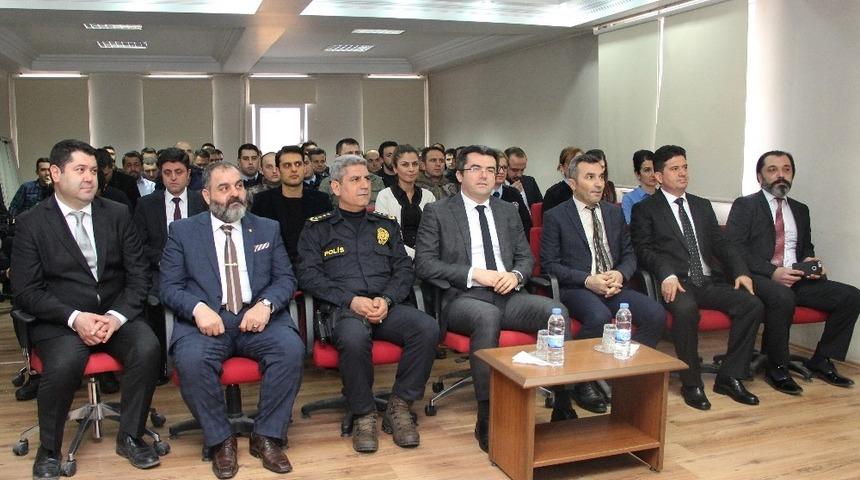 G&uuml;m&uuml;şhane&rsquo;de 81 emniyet g&ouml;revlisine &lsquo;&uuml;st&uuml;n başarı belgesi&rsquo;