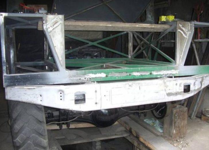 Eski kamyonun lüks bir cipe dönüşümü G5