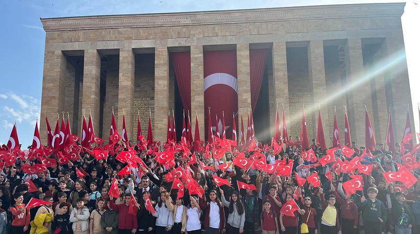 Anıtkabir'i 23 Nisan'da 236 bin kişi ziyaret etti