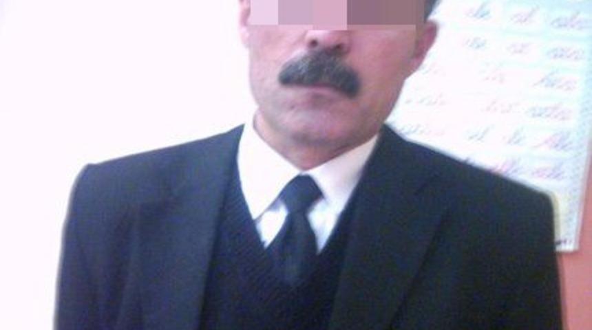 8 yaşındaki &ouml;ğrencisine cinsel istismarda bulunan &ouml;ğretmene 18 yıl ceza!