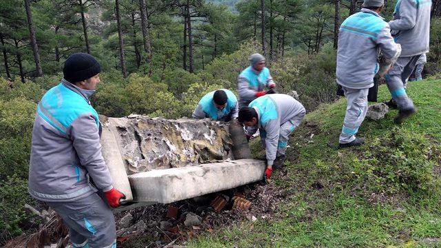 Marmaris'te doğadan 15 ton atık toplandı