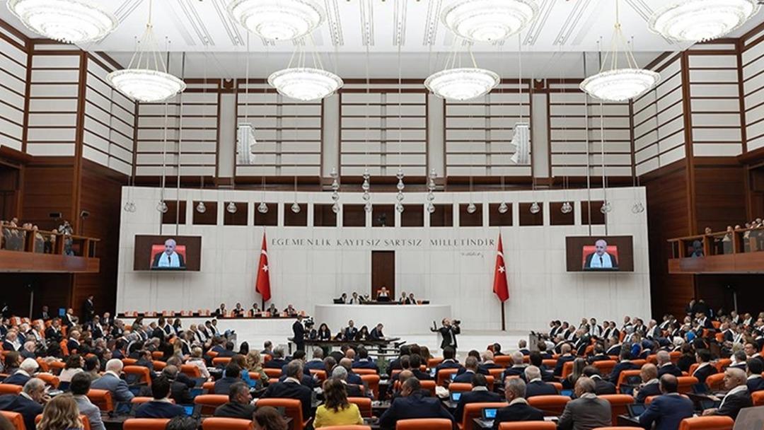AK Parti çalışmaları tamamladı! Doğum izni süresi uzuyor: Tarih belli oldu 2