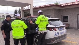 Dizi izleyerek yolcu taşıdı
