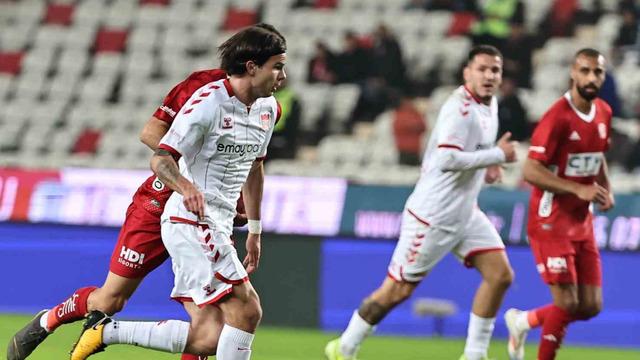 Sivasspor - Antalyaspor maçının VAR’ı Miguel Angel Ortiz Arias