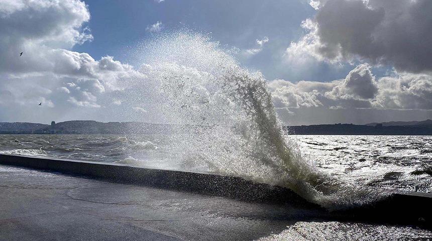 Ege'nin kuzeyi için 'fırtına' uyarısı! Saat verildi